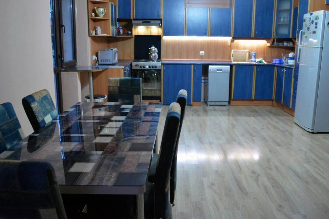 Ms. Jackson Hostel Tbilisi Ngoại thất bức ảnh